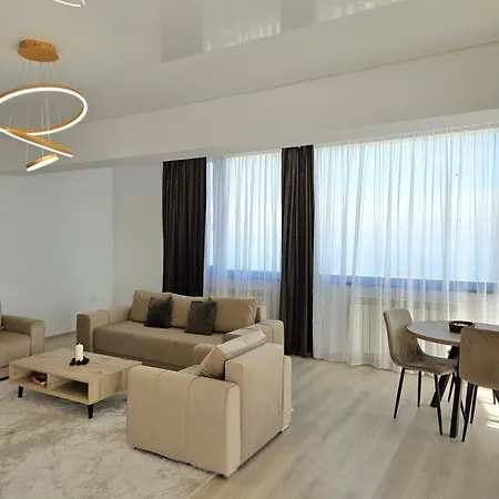 Black Sea Studios And Apartments *