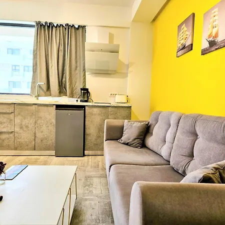 Black Sea Studios And Apartments Navodari