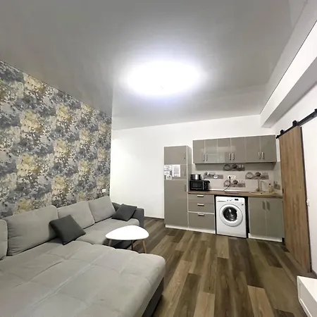 Mamaia-nordcom Exclusiviste * Navodari