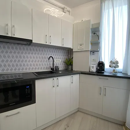 Mamaia-nordcom Exclusiviste, La Plaja Azimuth